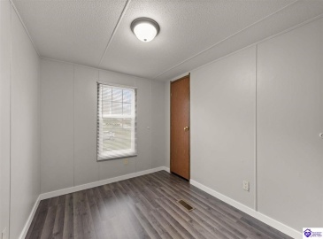 Southland Drive, Radcliff, Kentucky 40160, 3 Bedrooms Bedrooms, ,For Sale,Southland Drive,HK24003983