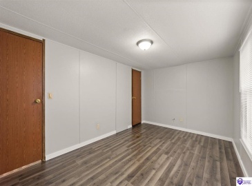 Southland Drive, Radcliff, Kentucky 40160, 3 Bedrooms Bedrooms, ,For Sale,Southland Drive,HK24003983