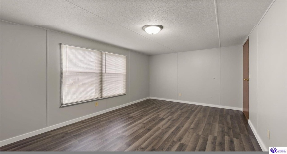 Southland Drive, Radcliff, Kentucky 40160, 3 Bedrooms Bedrooms, ,For Sale,Southland Drive,HK24003983 Southland Drive, Radcliff, Kentucky 40160, 3 Bedrooms Bedrooms, ,For Sale,Southland Drive,HK24003983