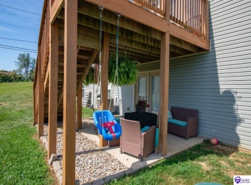 Graceland Trail, Elizabethtown, Kentucky 42701, ,3 BathroomsBathrooms,For Sale,Graceland Trail,HK24003979