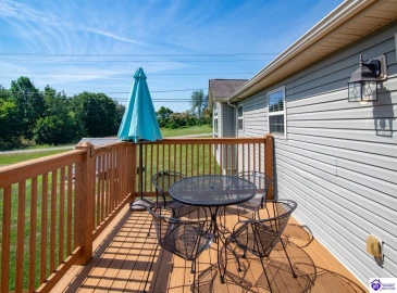 Graceland Trail, Elizabethtown, Kentucky 42701, ,3 BathroomsBathrooms,For Sale,Graceland Trail,HK24003979