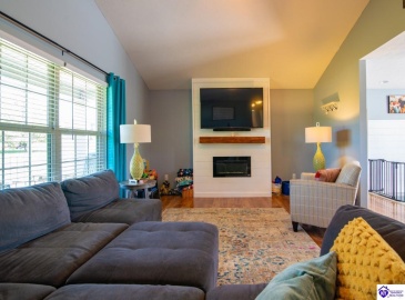 Graceland Trail, Elizabethtown, Kentucky 42701, ,3 BathroomsBathrooms,For Sale,Graceland Trail,HK24003979