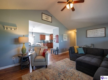 Graceland Trail, Elizabethtown, Kentucky 42701, ,3 BathroomsBathrooms,For Sale,Graceland Trail,HK24003979