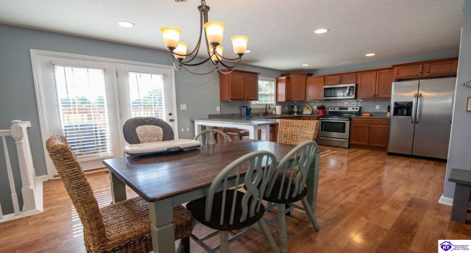 Graceland Trail, Elizabethtown, Kentucky 42701, ,3 BathroomsBathrooms,For Sale,Graceland Trail,HK24003979 Graceland Trail, Elizabethtown, Kentucky 42701, ,3 BathroomsBathrooms,For Sale,Graceland Trail,HK24003979