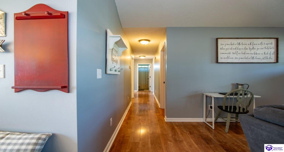 Graceland Trail, Elizabethtown, Kentucky 42701, ,3 BathroomsBathrooms,For Sale,Graceland Trail,HK24003979 Graceland Trail, Elizabethtown, Kentucky 42701, ,3 BathroomsBathrooms,For Sale,Graceland Trail,HK24003979