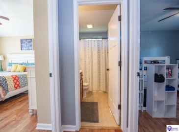 Graceland Trail, Elizabethtown, Kentucky 42701, ,3 BathroomsBathrooms,For Sale,Graceland Trail,HK24003979