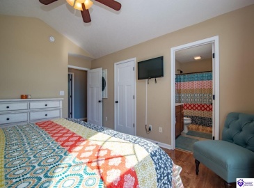 Graceland Trail, Elizabethtown, Kentucky 42701, ,3 BathroomsBathrooms,For Sale,Graceland Trail,HK24003979