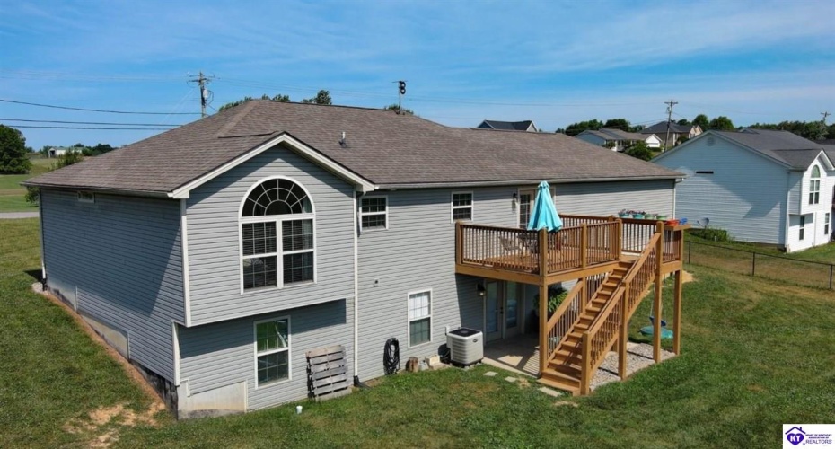 Graceland Trail, Elizabethtown, Kentucky 42701, ,3 BathroomsBathrooms,For Sale,Graceland Trail,HK24003979 Graceland Trail, Elizabethtown, Kentucky 42701, ,3 BathroomsBathrooms,For Sale,Graceland Trail,HK24003979