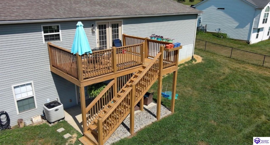 Graceland Trail, Elizabethtown, Kentucky 42701, ,3 BathroomsBathrooms,For Sale,Graceland Trail,HK24003979 Graceland Trail, Elizabethtown, Kentucky 42701, ,3 BathroomsBathrooms,For Sale,Graceland Trail,HK24003979