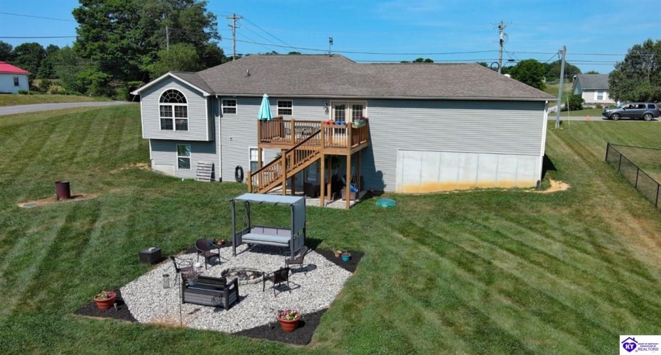 Graceland Trail, Elizabethtown, Kentucky 42701, ,3 BathroomsBathrooms,For Sale,Graceland Trail,HK24003979 Graceland Trail, Elizabethtown, Kentucky 42701, ,3 BathroomsBathrooms,For Sale,Graceland Trail,HK24003979