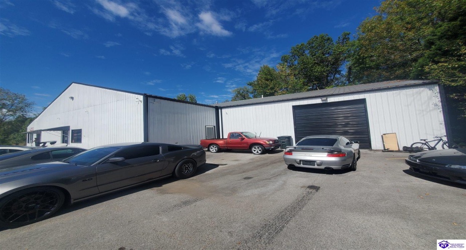 Globe Street, Radcliff, Kentucky 40160, ,For Sale,Globe Street,HK24003998 Globe Street, Radcliff, Kentucky 40160, ,For Sale,Globe Street,HK24003998