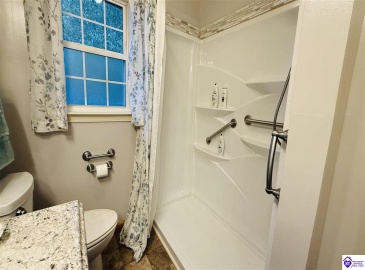 Park Avenue, Greensburg, Kentucky 42743, ,1 BathroomBathrooms,For Sale,Park Avenue,HK24003990