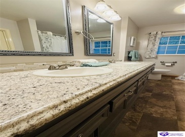 Park Avenue, Greensburg, Kentucky 42743, ,1 BathroomBathrooms,For Sale,Park Avenue,HK24003990