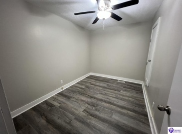 Old State Road, Brandenburg, Kentucky 40108, ,2 BathroomsBathrooms,For Sale,Old State Road,HK24003999