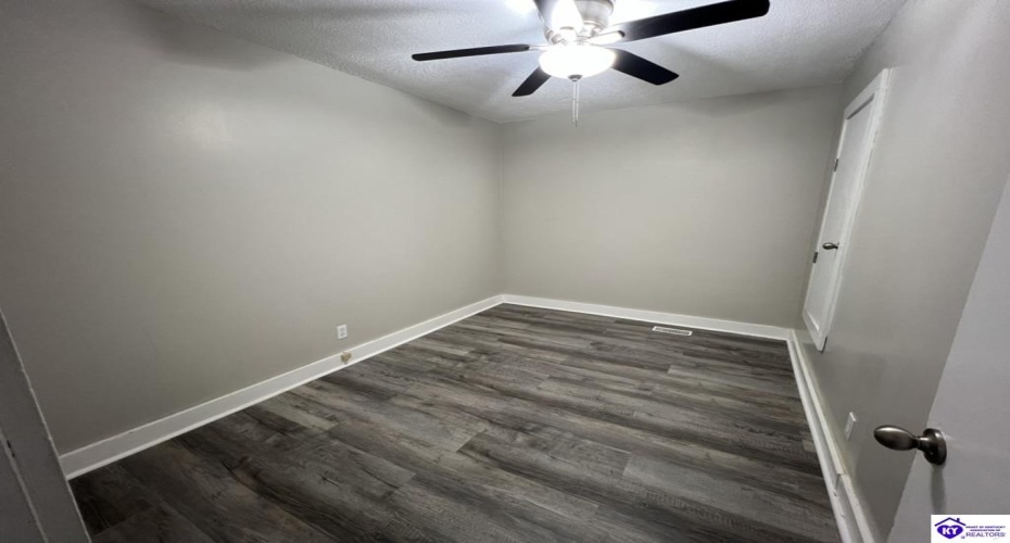 Old State Road, Brandenburg, Kentucky 40108, ,2 BathroomsBathrooms,For Sale,Old State Road,HK24003999 Old State Road, Brandenburg, Kentucky 40108, ,2 BathroomsBathrooms,For Sale,Old State Road,HK24003999