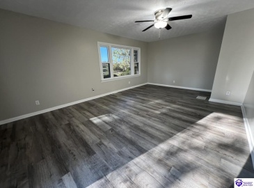 Old State Road, Brandenburg, Kentucky 40108, ,2 BathroomsBathrooms,For Sale,Old State Road,HK24003999