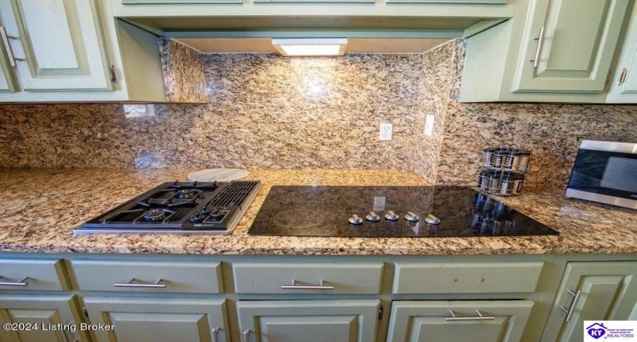 3rd Street, Louisville, Kentucky 40214, ,2 BathroomsBathrooms,For Sale,3rd Street,HK24004001 3rd Street, Louisville, Kentucky 40214, ,2 BathroomsBathrooms,For Sale,3rd Street,HK24004001