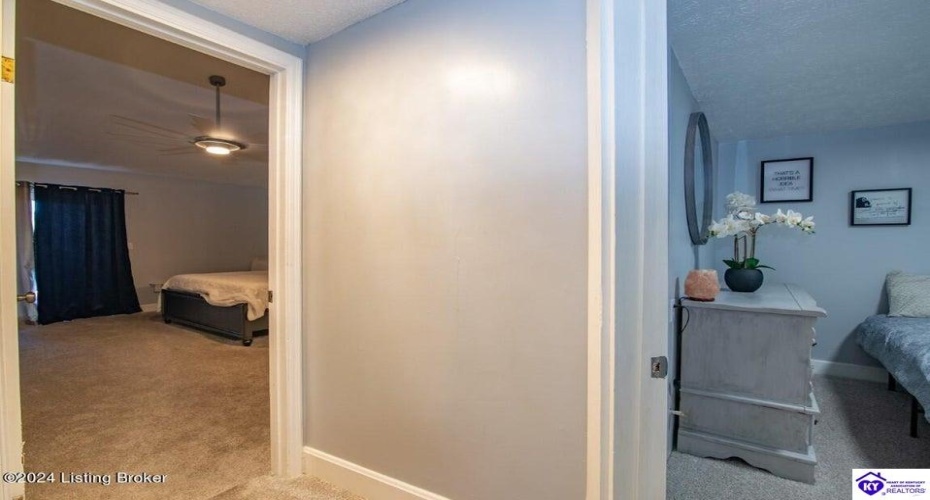 3rd Street, Louisville, Kentucky 40214, ,2 BathroomsBathrooms,For Sale,3rd Street,HK24004001 3rd Street, Louisville, Kentucky 40214, ,2 BathroomsBathrooms,For Sale,3rd Street,HK24004001