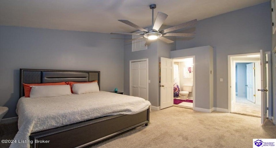 3rd Street, Louisville, Kentucky 40214, ,2 BathroomsBathrooms,For Sale,3rd Street,HK24004001 3rd Street, Louisville, Kentucky 40214, ,2 BathroomsBathrooms,For Sale,3rd Street,HK24004001