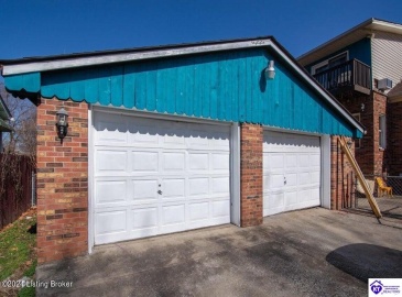 3rd Street, Louisville, Kentucky 40214, ,2 BathroomsBathrooms,For Sale,3rd Street,HK24004001