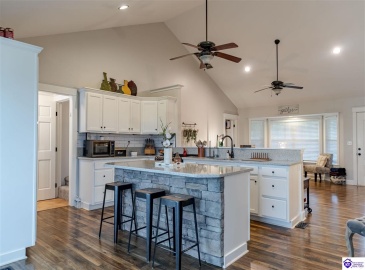 Sandy Beach Lane, McDaniels, Kentucky 40152, ,2 BathroomsBathrooms,For Sale,Sandy Beach Lane,HK24001550