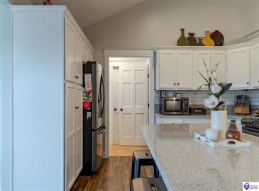 Sandy Beach Lane, McDaniels, Kentucky 40152, ,2 BathroomsBathrooms,For Sale,Sandy Beach Lane,HK24001550