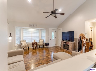 Sandy Beach Lane, McDaniels, Kentucky 40152, ,2 BathroomsBathrooms,For Sale,Sandy Beach Lane,HK24001550