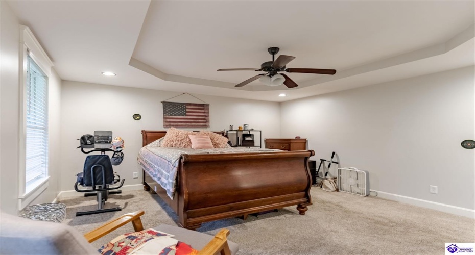 Sandy Beach Lane, McDaniels, Kentucky 40152, ,2 BathroomsBathrooms,For Sale,Sandy Beach Lane,HK24001550