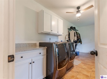 Sandy Beach Lane, McDaniels, Kentucky 40152, ,2 BathroomsBathrooms,For Sale,Sandy Beach Lane,HK24001550