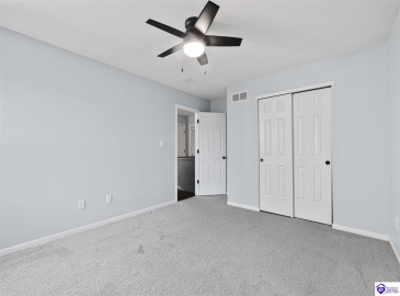 Winding River Way, Louisville, Kentucky 40229, ,3 BathroomsBathrooms,For Sale,Winding River Way,HK24004007