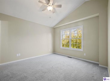 Winding River Way, Louisville, Kentucky 40229, ,3 BathroomsBathrooms,For Sale,Winding River Way,HK24004007