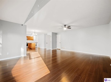 Winding River Way, Louisville, Kentucky 40229, ,3 BathroomsBathrooms,For Sale,Winding River Way,HK24004007