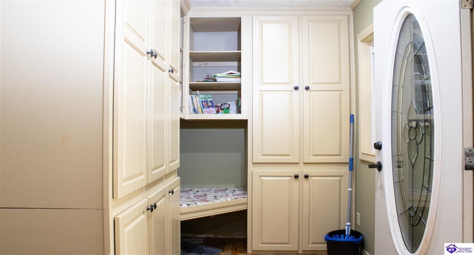 Ferrill Hill Road, Buffalo, Kentucky 42716, ,3 BathroomsBathrooms,For Sale,Ferrill Hill Road,HK24004008