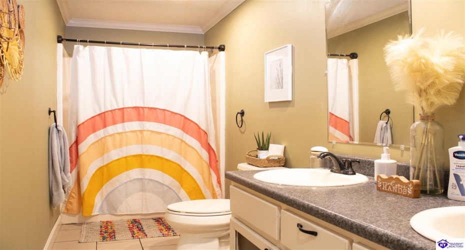 Ferrill Hill Road, Buffalo, Kentucky 42716, ,3 BathroomsBathrooms,For Sale,Ferrill Hill Road,HK24004008