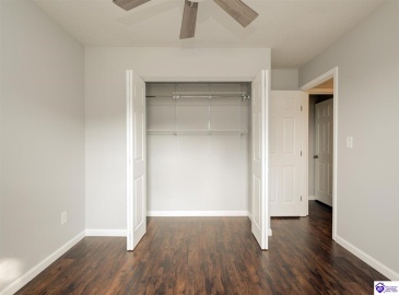 Woods Hollow Drive, Radcliff, Kentucky 40160, ,2 BathroomsBathrooms,For Sale,Woods Hollow Drive,HK24002839