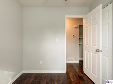 Woods Hollow Drive, Radcliff, Kentucky 40160, ,2 BathroomsBathrooms,For Sale,Woods Hollow Drive,HK24002839