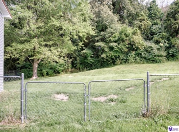 Woods Hollow Drive, Radcliff, Kentucky 40160, ,2 BathroomsBathrooms,For Sale,Woods Hollow Drive,HK24002839