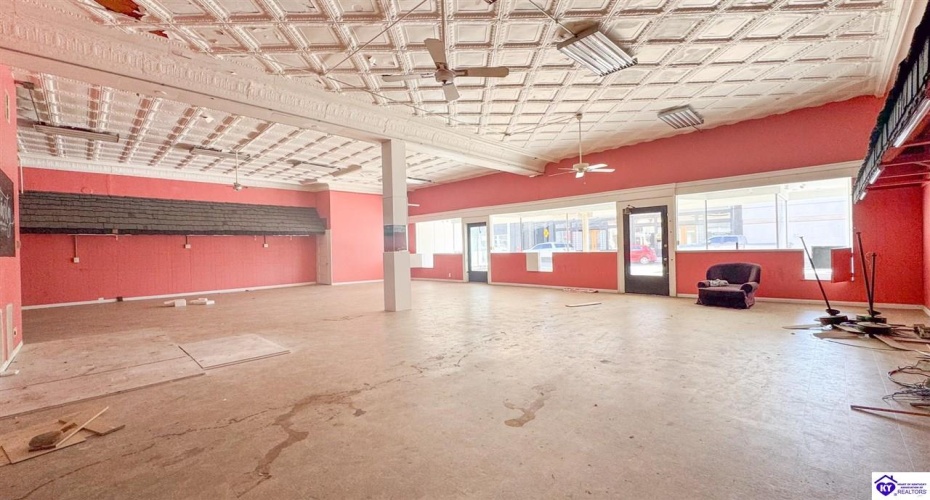 Main Street, Campbellsville, Kentucky 42718, ,For Sale,Main Street,HK24004029