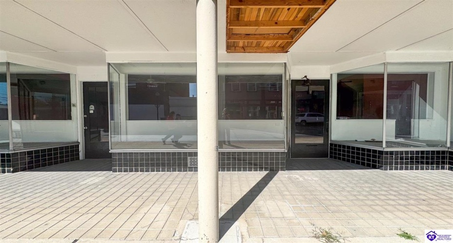 Main Street, Campbellsville, Kentucky 42718, ,For Sale,Main Street,HK24004029