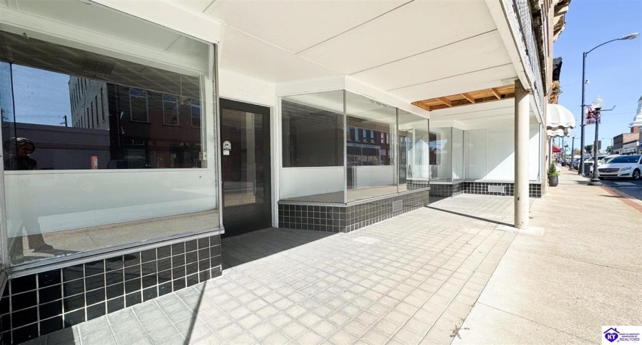 Main Street, Campbellsville, Kentucky 42718, ,For Sale,Main Street,HK24004029