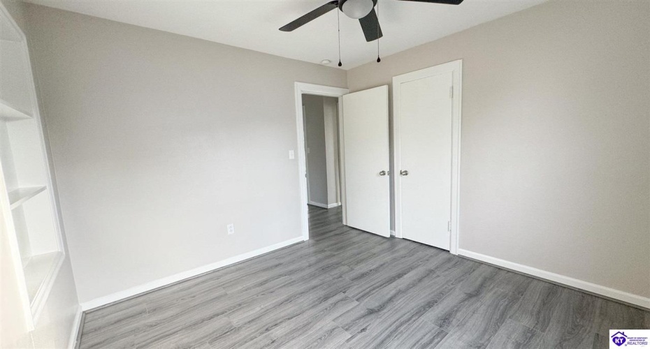 Lowell Avenue, Campbellsville, Kentucky 42718, ,2 BathroomsBathrooms,For Sale,Lowell Avenue,HK24003793