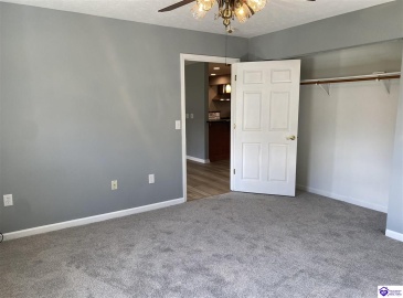 Kings Way, Elizabethtown, Kentucky 42701, ,2 BathroomsBathrooms,For Sale,Kings Way,HK24004025