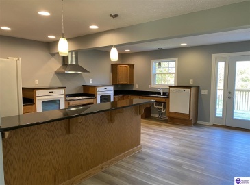 Kings Way, Elizabethtown, Kentucky 42701, ,2 BathroomsBathrooms,For Sale,Kings Way,HK24004025