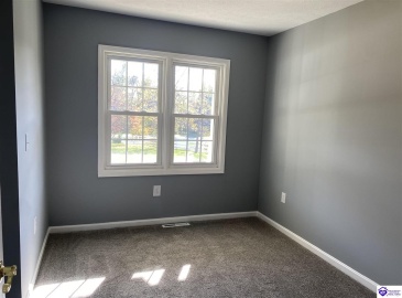 Kings Way, Elizabethtown, Kentucky 42701, ,2 BathroomsBathrooms,For Sale,Kings Way,HK24004025