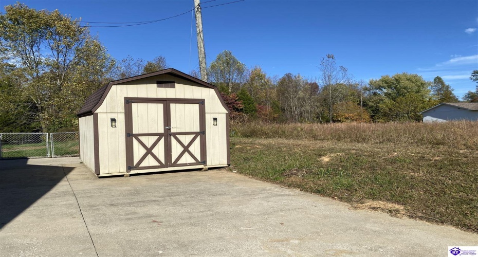Kings Way, Elizabethtown, Kentucky 42701, ,2 BathroomsBathrooms,For Sale,Kings Way,HK24004025