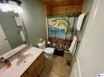 Lucas Road, Lucas, Kentucky 42156, ,4 BathroomsBathrooms,For Sale,Lucas Road,HK24004026