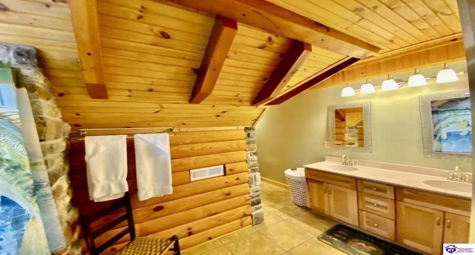 Lucas Road, Lucas, Kentucky 42156, ,4 BathroomsBathrooms,For Sale,Lucas Road,HK24004026