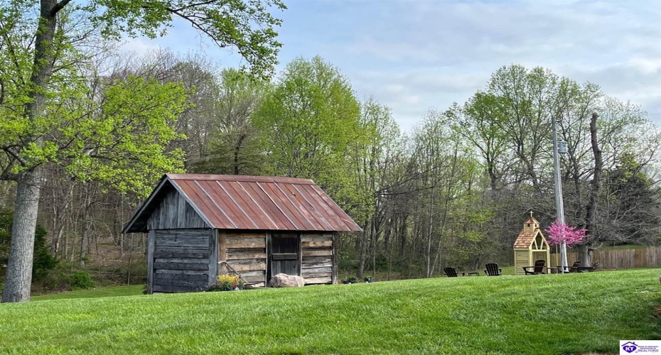 Lucas Road, Lucas, Kentucky 42156, ,4 BathroomsBathrooms,For Sale,Lucas Road,HK24004026