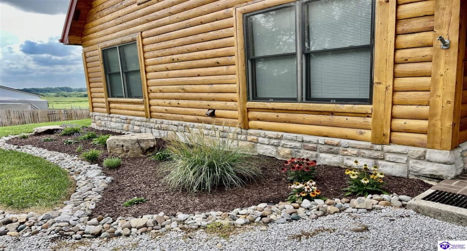 Lucas Road, Lucas, Kentucky 42156, ,4 BathroomsBathrooms,For Sale,Lucas Road,HK24004026