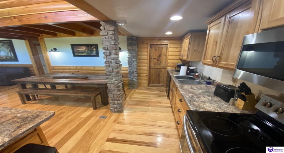 Lucas Road, Lucas, Kentucky 42156, ,4 BathroomsBathrooms,For Sale,Lucas Road,HK24004026